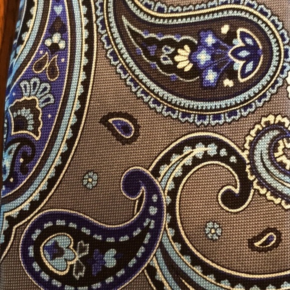 Vintage Chaps Silk Paisley Tie - Picture 5 of 11